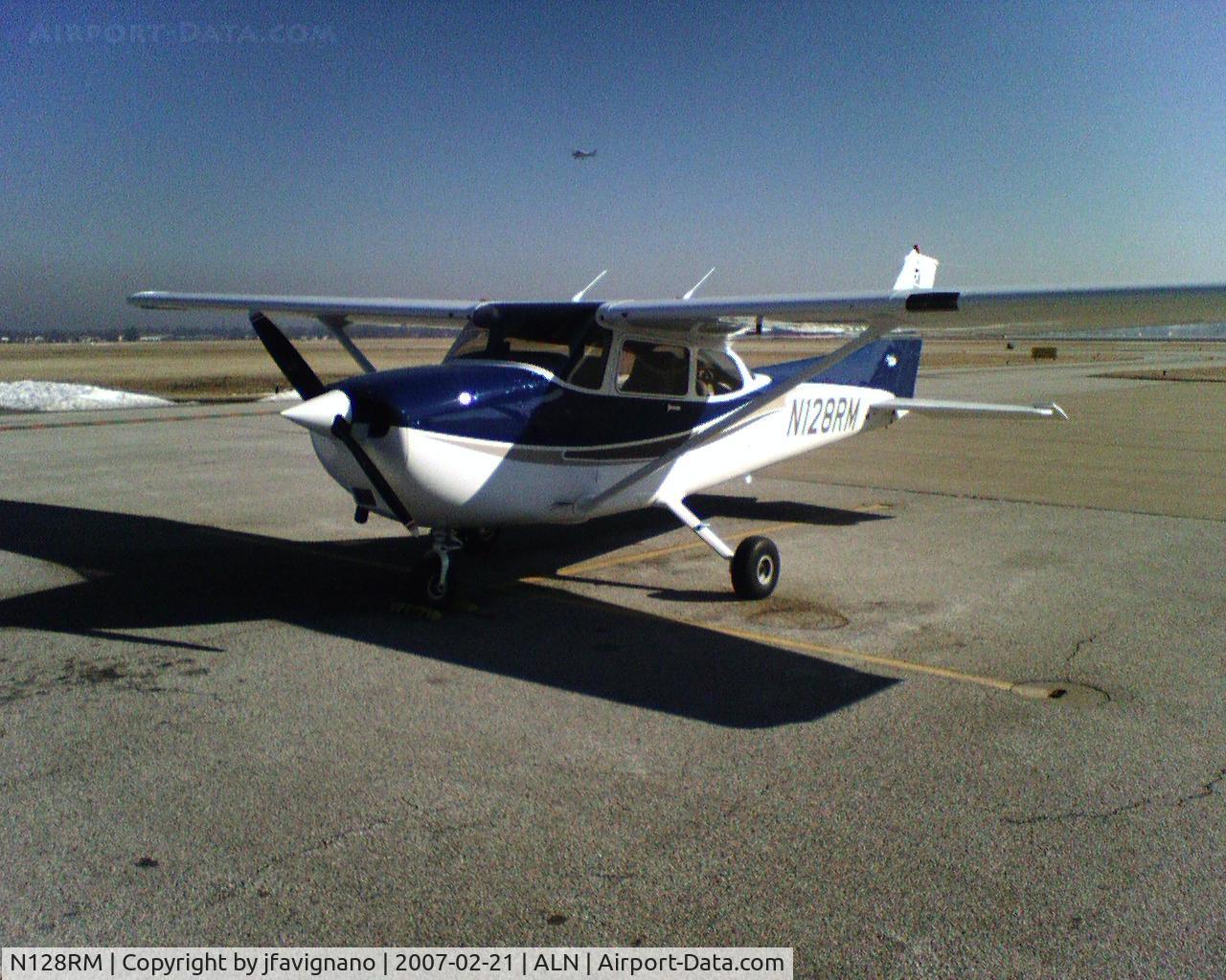 N128RM, 2001 Cessna 172S C/N 172S8937, Sorry for the cell phone quality, but here she is in all her glory.