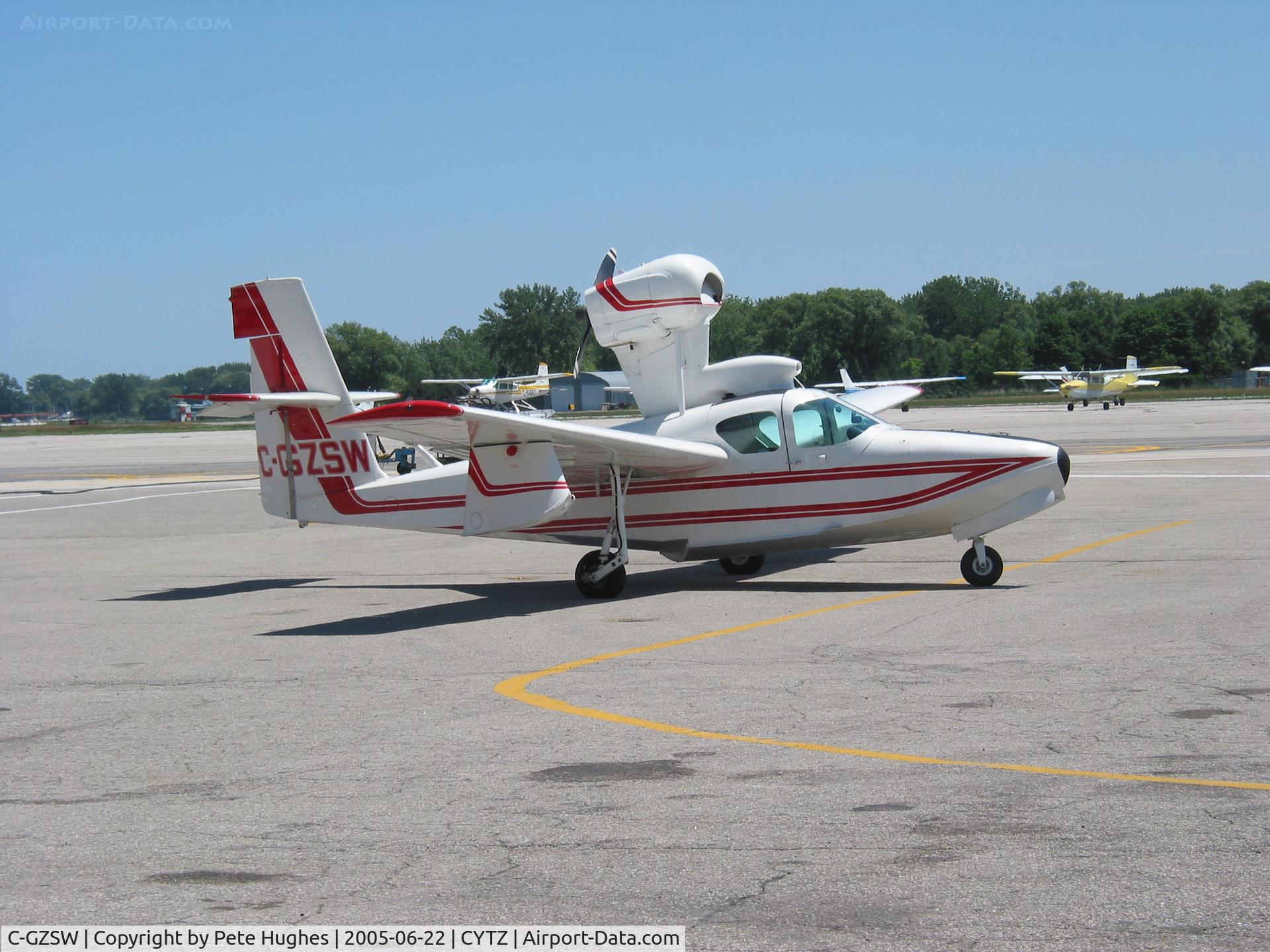 C-GZSW, 1979 Lake LA-4-200 Buccaneer C/N 989, C-GZSW Lake LA-4 at Toronto Island