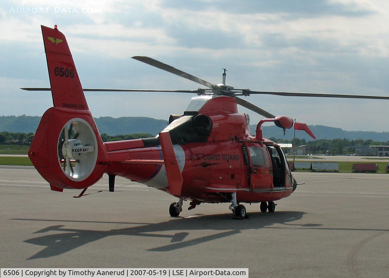 6506, 1985 Aérospatiale HH-65A Dolphin C/N 6050, Aerospatiale HH-65A Dolphin 6506, On display at the Deke Slayton Airfest in La Crosse, WI