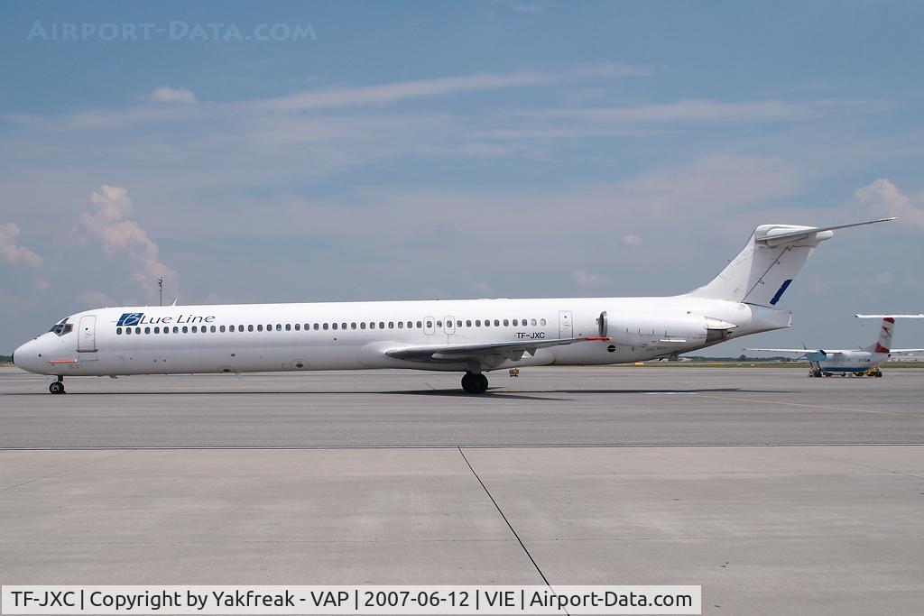 TF-JXC, 1989 McDonnell Douglas MD-83 (DC-9-83) C/N 49627, Blueline MD80