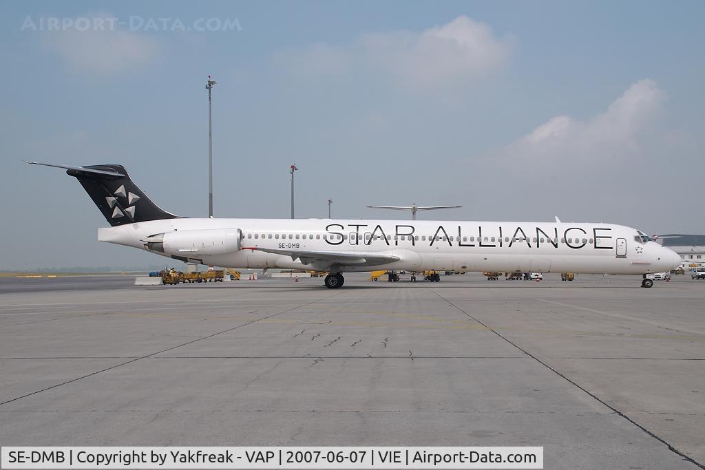 SE-DMB, 1991 McDonnell Douglas MD-81 (DC-9-81) C/N 53314, SAS MD80
