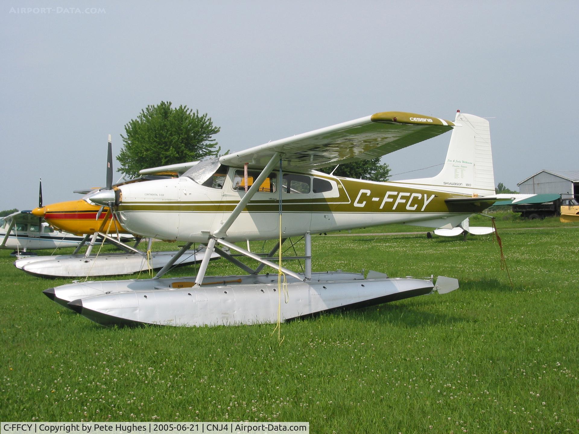 C-FFCY, 1974 Cessna 180J C/N 18052415, C-FFCY Cessna 180 on  floats at Orillia