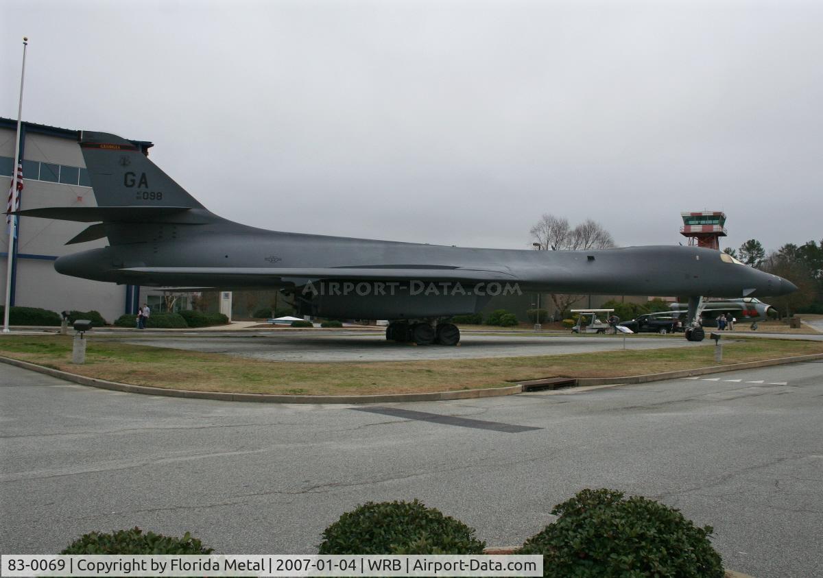 83-0069, 1983 Rockwell B-1B Lancer C/N 6, B-1