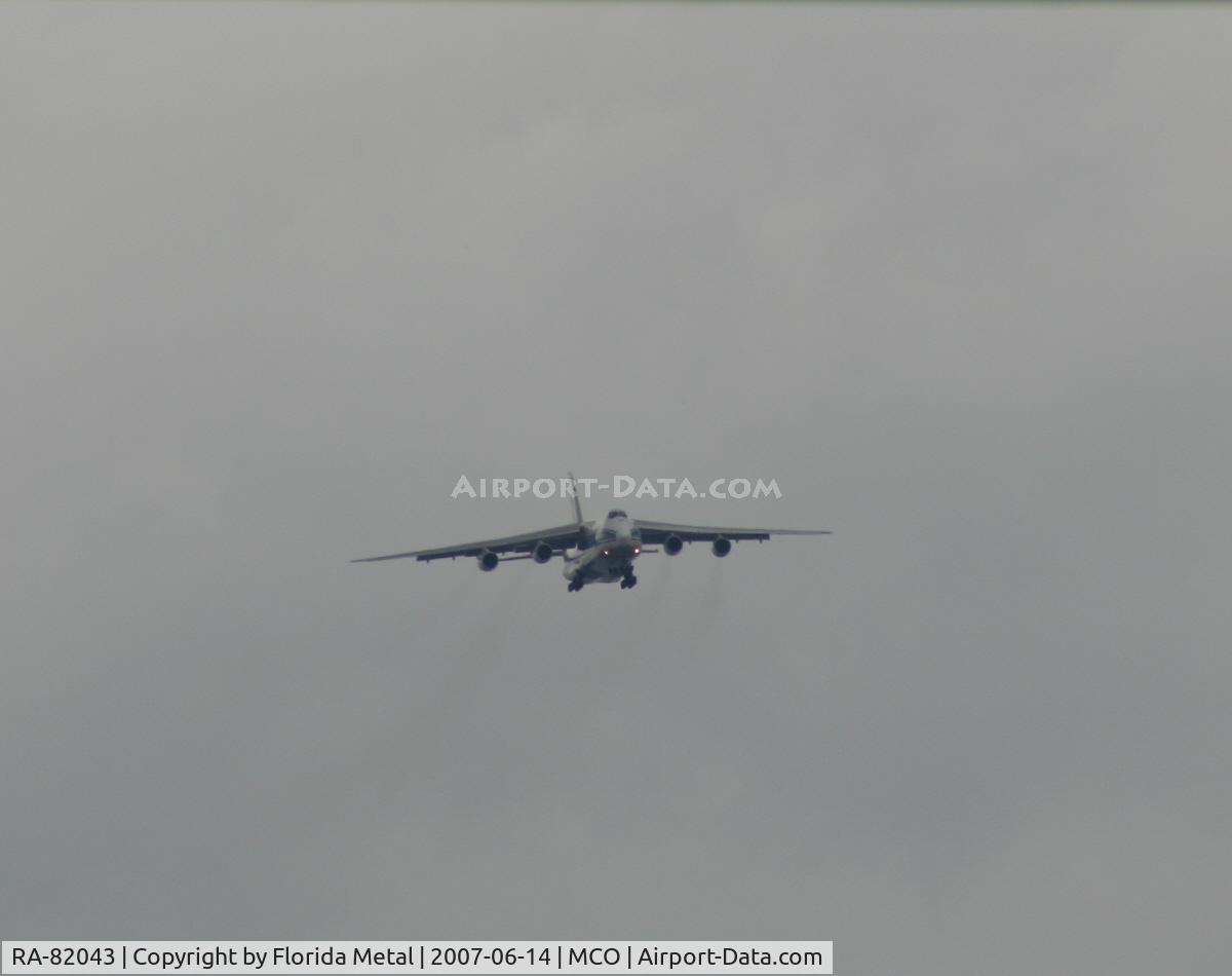 RA-82043, 1990 Antonov An-124-100 Ruslan C/N 9773054155101/0607, Volga Dnper