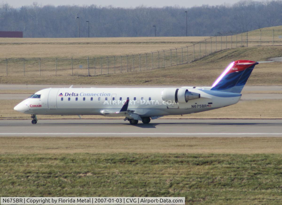 N675BR, 2002 Bombardier CRJ-200ER (CL-600-2B19) C/N 7635, Comair