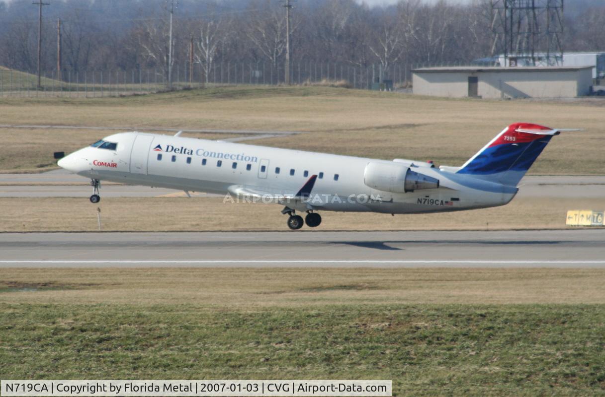N719CA, 1998 Bombardier CRJ-100ER (CL-600-2B19) C/N 7253, Comair