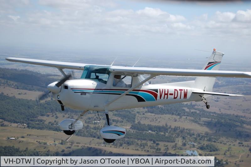VH-DTW, 1976 Cessna 150M C/N 15077813, VH-DTW