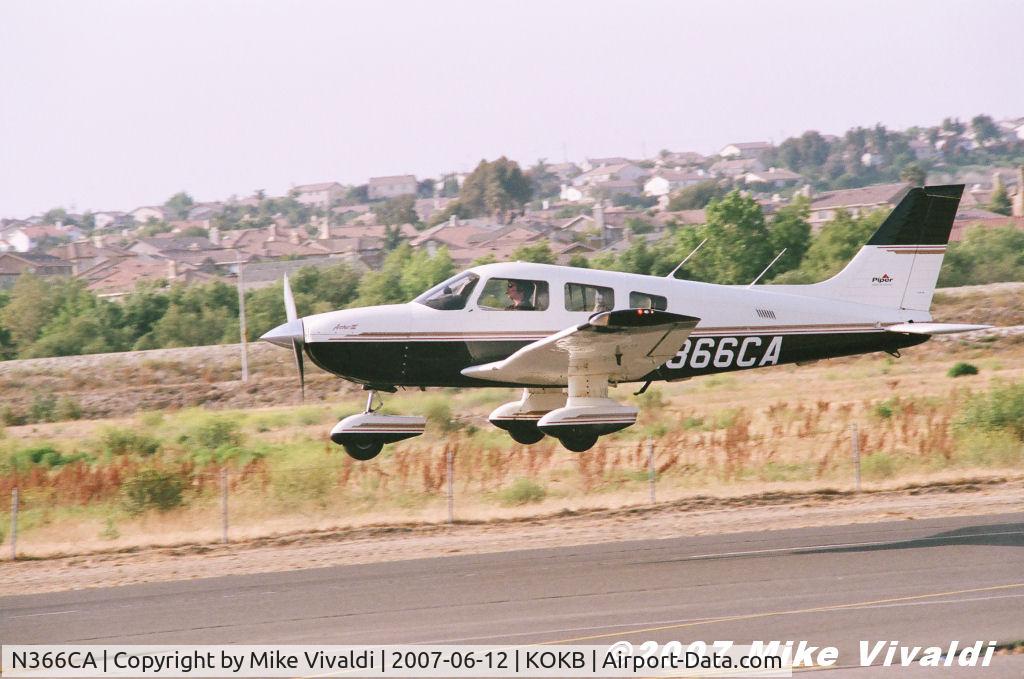 N366CA, 1998 Piper PA-28-181 C/N 2843135, N366CA @ OKB