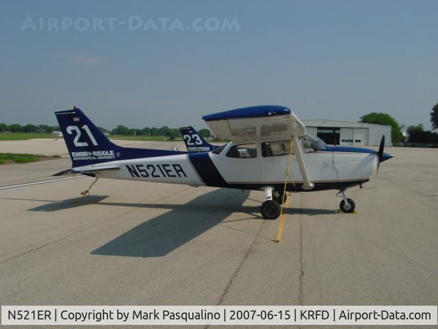N521ER, 2001 Cessna 172S C/N 172S8924, Cessna 172