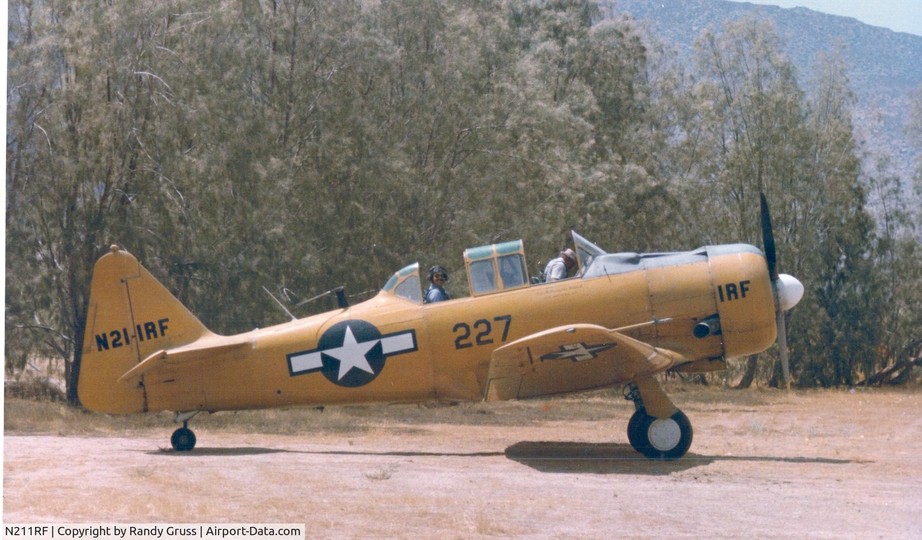 N211RF, 1957 North American AT-6C C/N 88-9419, Anza-Borrego day trip