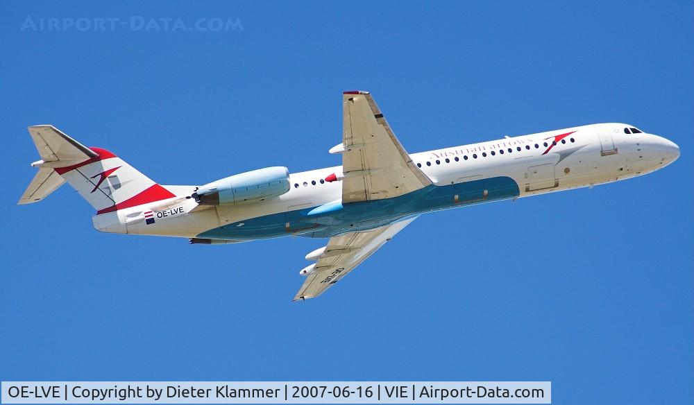 OE-LVE, 1994 Fokker 100 (F-28-0100) C/N 11499, Austrian Fokker 28-0100 climbing off at RWY34