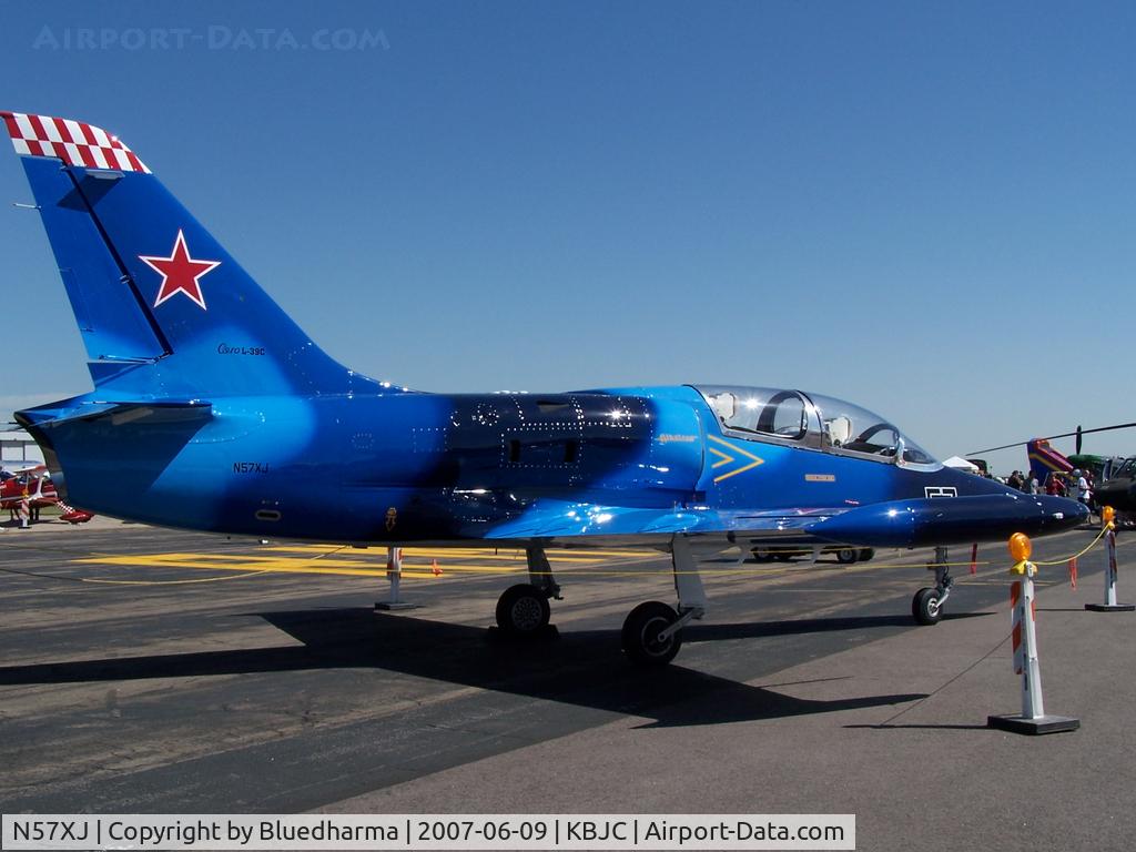 N57XJ, 1984 Aero L-39C Albatros C/N 432827, Aero Vodochody Parked
