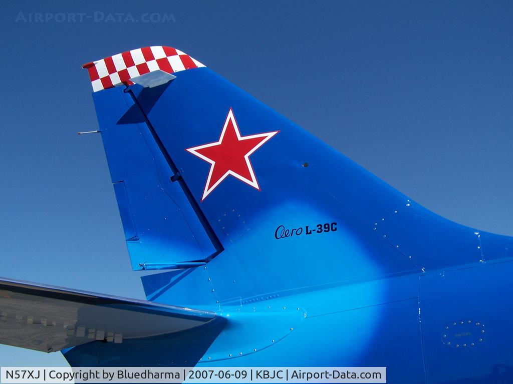 N57XJ, 1984 Aero L-39C Albatros C/N 432827, Aero Vodochody Tail