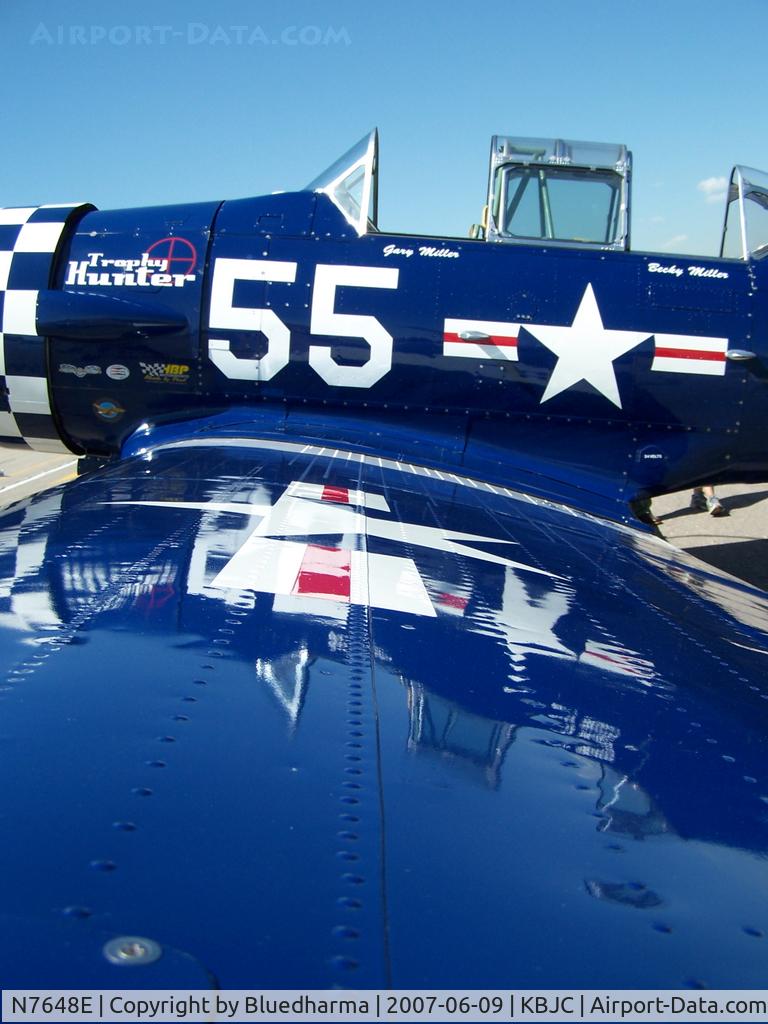 N7648E, 1942 North American SNJ-3 Texan C/N 78-6987, Trophy Hunter Wing View