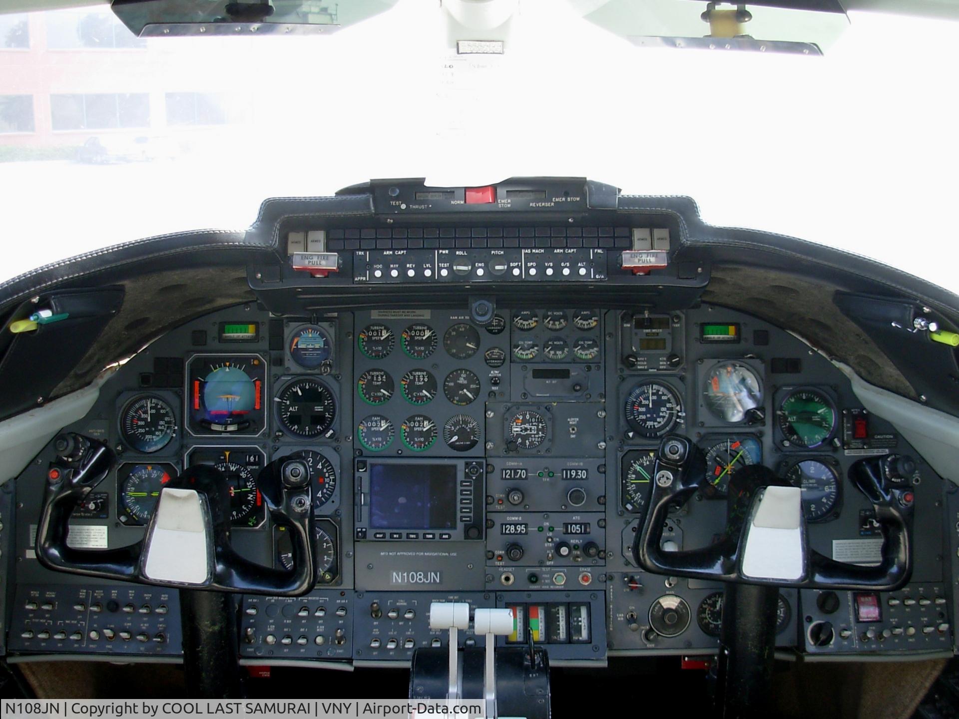 N108JN, 1980 Gates Learjet 35A C/N 35A-358, N8JN Cockpit View