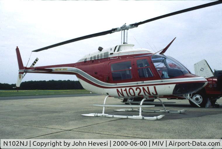 N102NJ, 1975 Bell 206B JetRanger II C/N 1671, On ramp with brush-truck