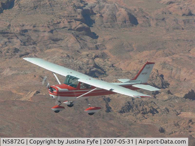 N5872G, 1969 Cessna 150K C/N 15071372, Near Page, AZ