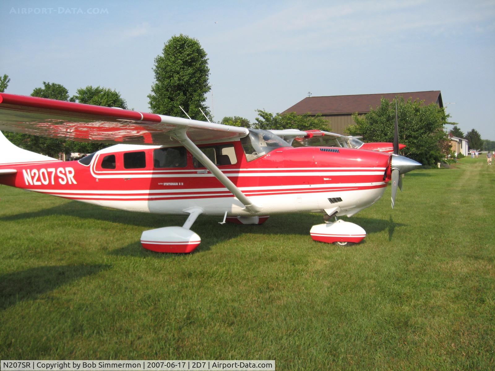 N207SR, 1980 Cessna T207A C/N 20700623, Father's Day fly-in at Beach City, OH