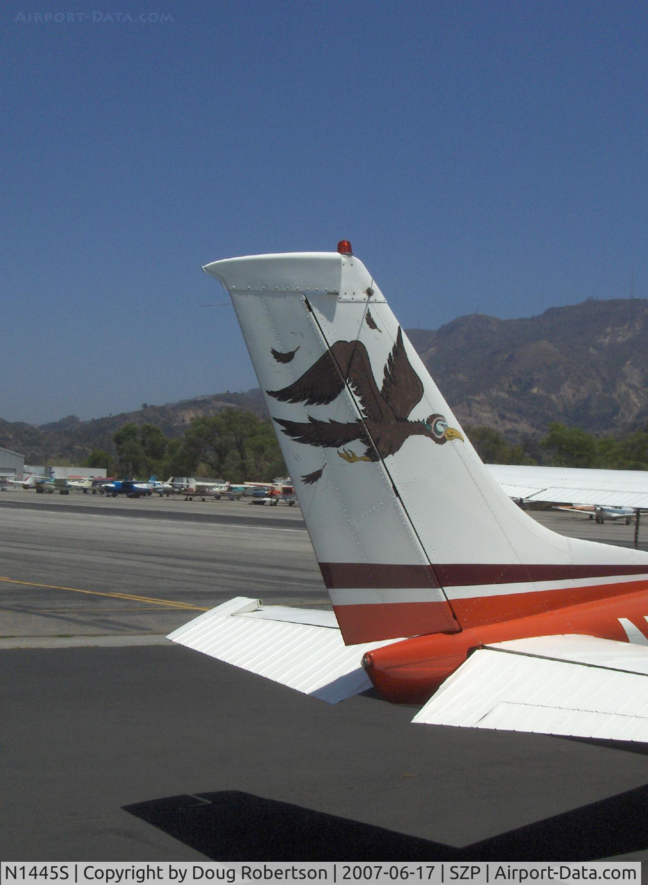 N1445S, 1976 Cessna 182P Skylane C/N 18264993, 1976 Cessna 182P SKYLANE, Continental O-470-S 230 Hp, tail logo