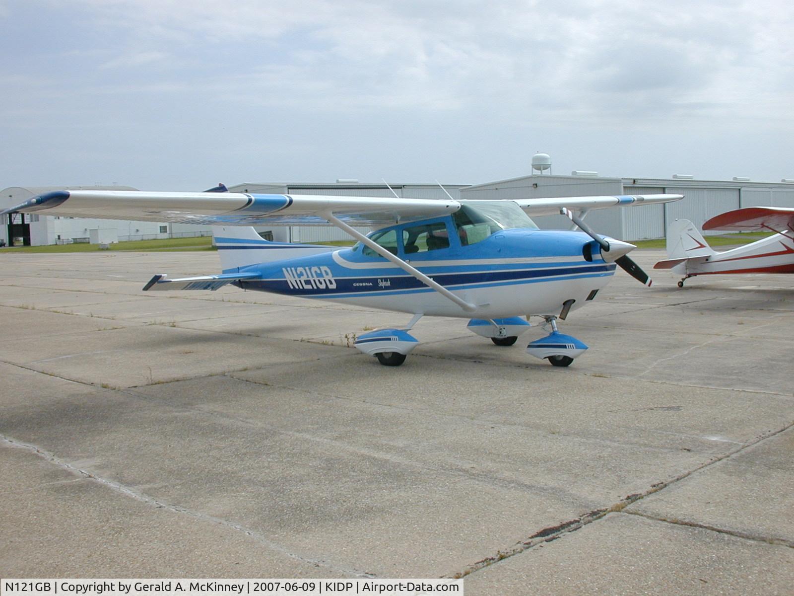 N121GB, 1968 Cessna 172K Skyhawk C/N 17257308, 1968 C-172K