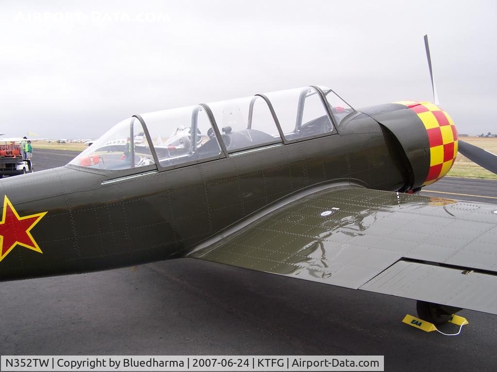 N352TW, 2003 Yakovlev (Aerostar) Yak-52TW C/N 0312501, Back Right
