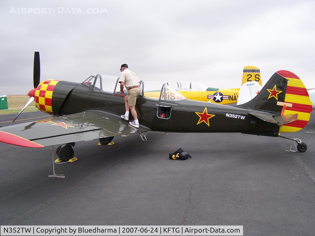 N352TW, 2003 Yakovlev (Aerostar) Yak-52TW C/N 0312501, Side Profile