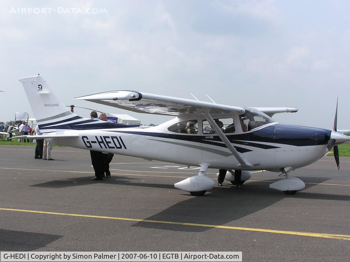 G-HEDI, 2006 Cessna 182T Skylane C/N 18281822, Cessna 182T on static display at Aero Expo 2007
