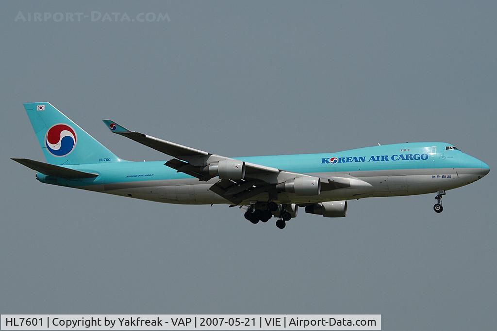 HL7601, 2004 Boeing 747-4B5F/SCD C/N 33949, Korean Air Boeing 747-400F