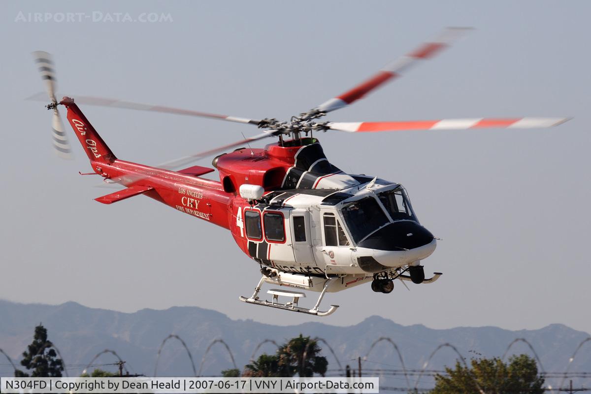 N304FD, 1999 Bell 412EP C/N 36229, LA City Fire 4 departing the helipad.