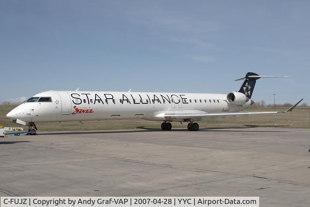 C-FUJZ, 2005 Bombardier CRJ-900 C/N 15048, JAZZ CRJ705