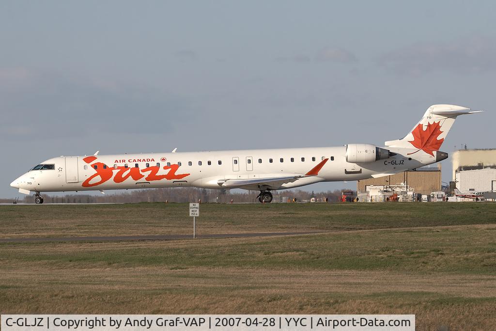 C-GLJZ, 2005 Canadair CRJ-705ER (CL-600-2D15) Regional Jet C/N 15051, JAZZ CRJ705