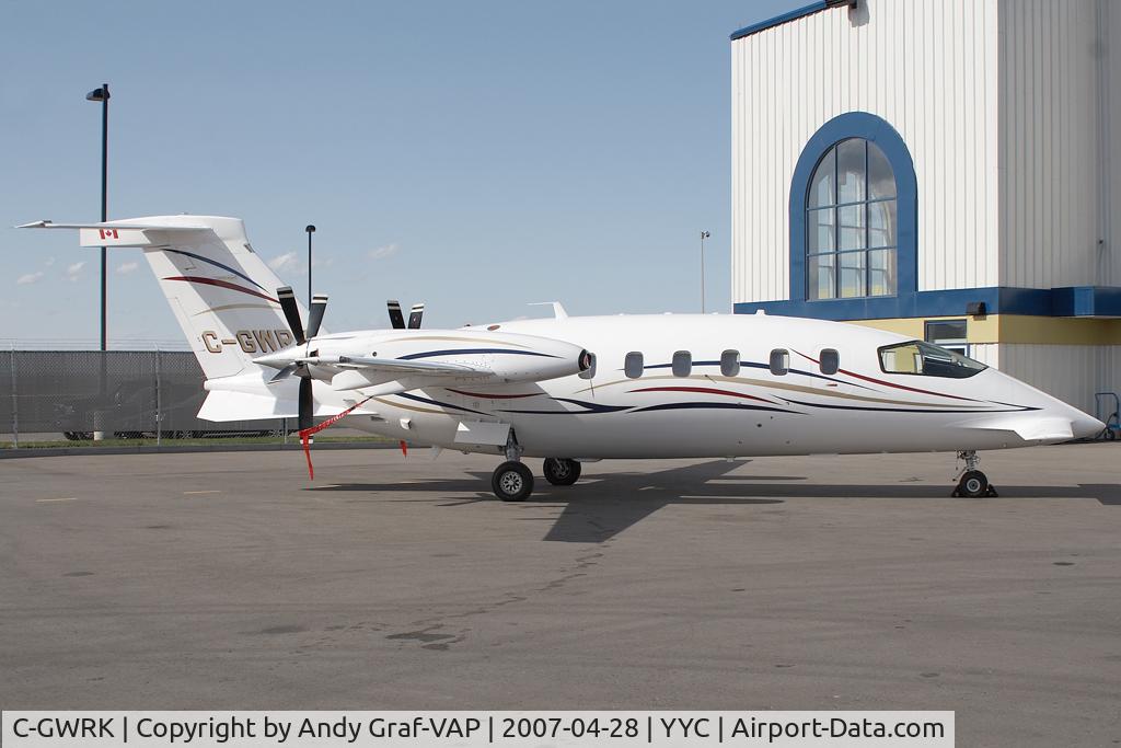 C-GWRK, 2003 Piaggio P-180 Avanti C/N 1061, Piaggia P-180