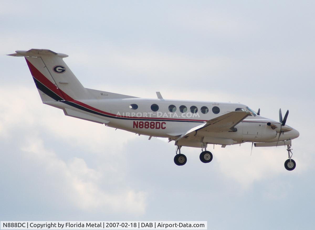 N888DC, 1979 Beech 200 King Air C/N BB-454, B200