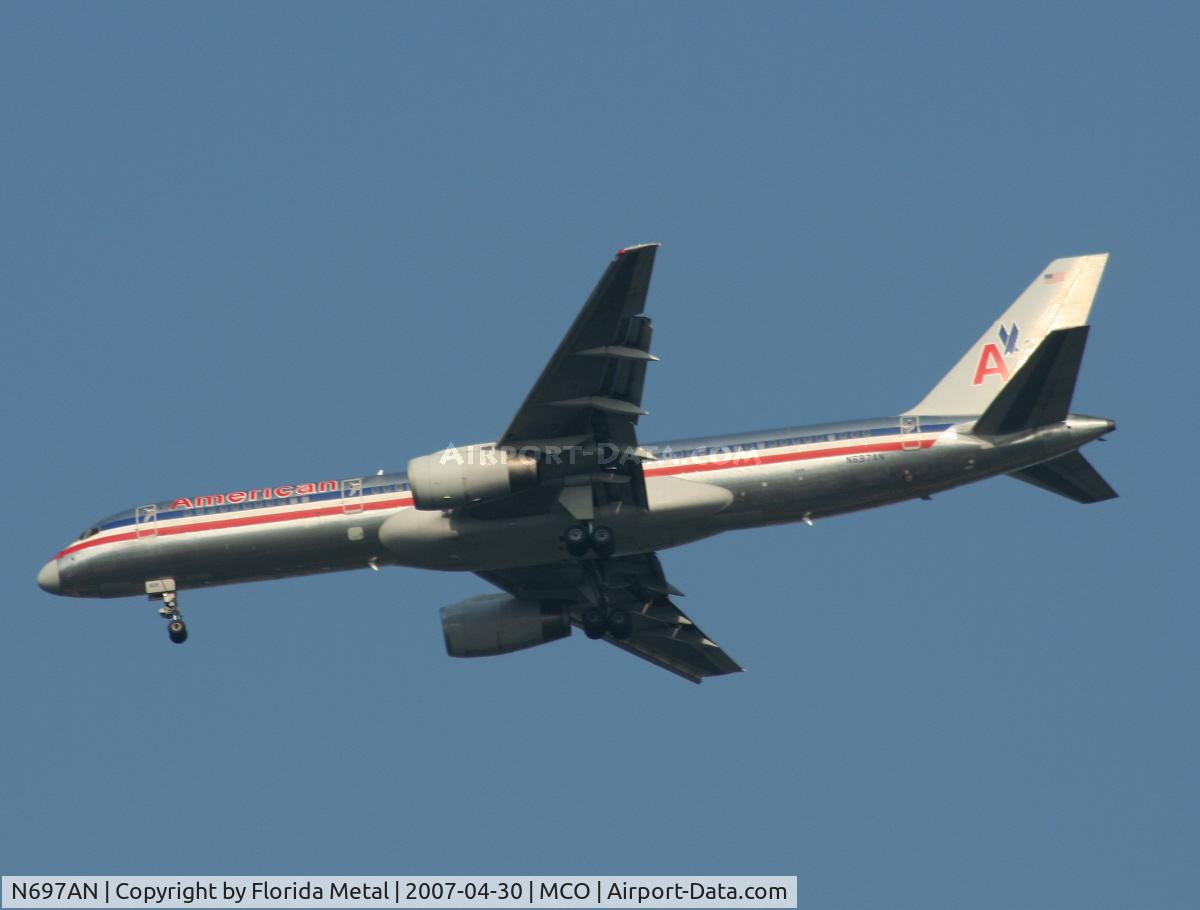 N697AN, 1994 Boeing 757-223 C/N 26977, AA