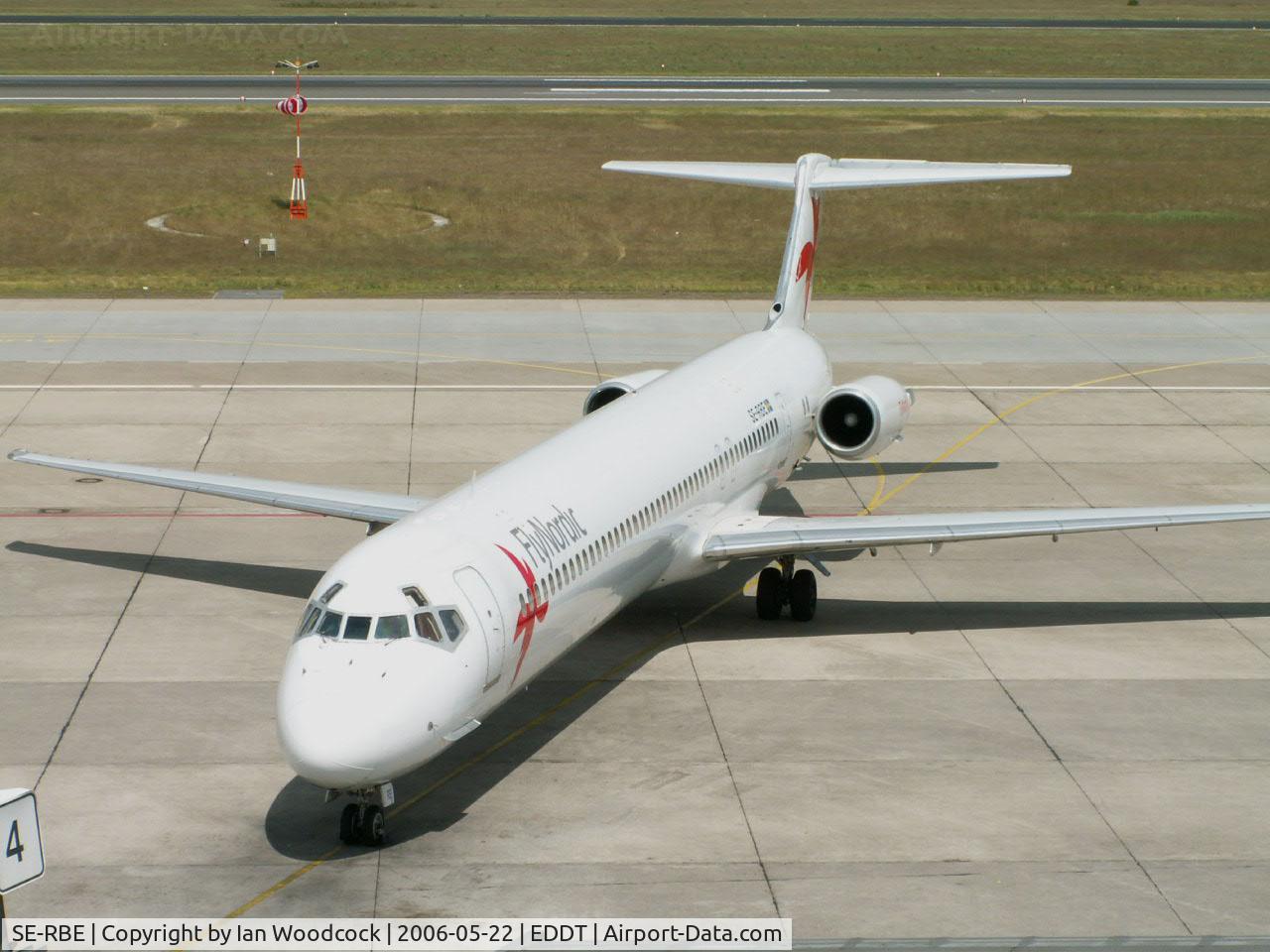 SE-RBE, 1982 McDonnell Douglas MD-82 (DC-9-82) C/N 49152, Douglas MD82/Nordic Airlink/Berlin-Tegel