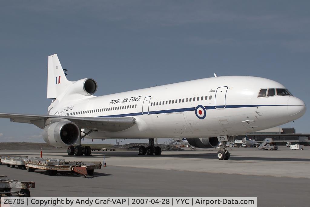 ZE705, Lockheed L-1011-385-3 TriStar C2 (500) C/N 193Y-1188, Royal Air Force L1011-500