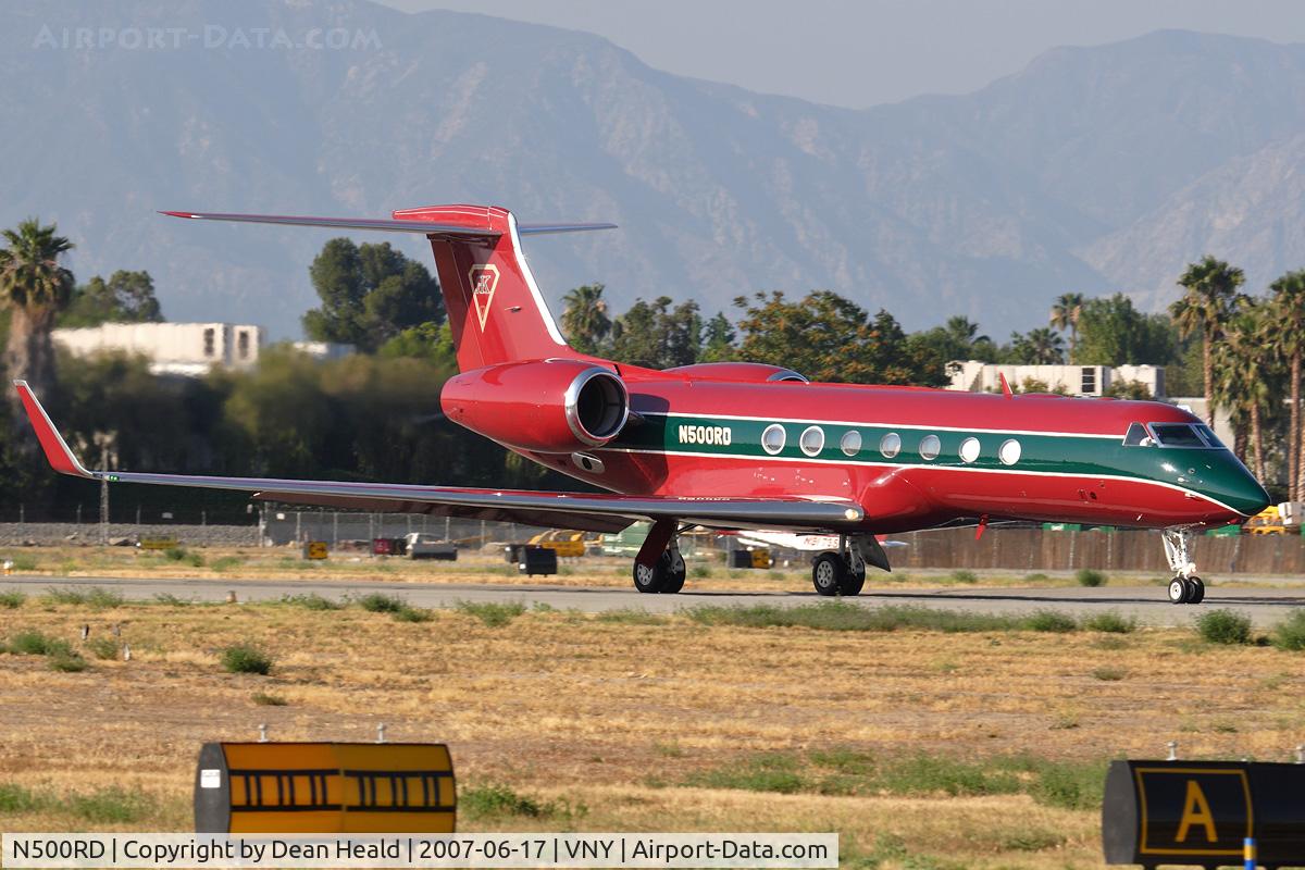 N500RD, 2006 Gulfstream Aerospace GV-SP (G500) C/N 5105, Oakmont Corporation 2006 Gulfstream G-V-SP (G500) starting takeoff roll on RWY 16R enroute to San Diego Int'l (KSAN).