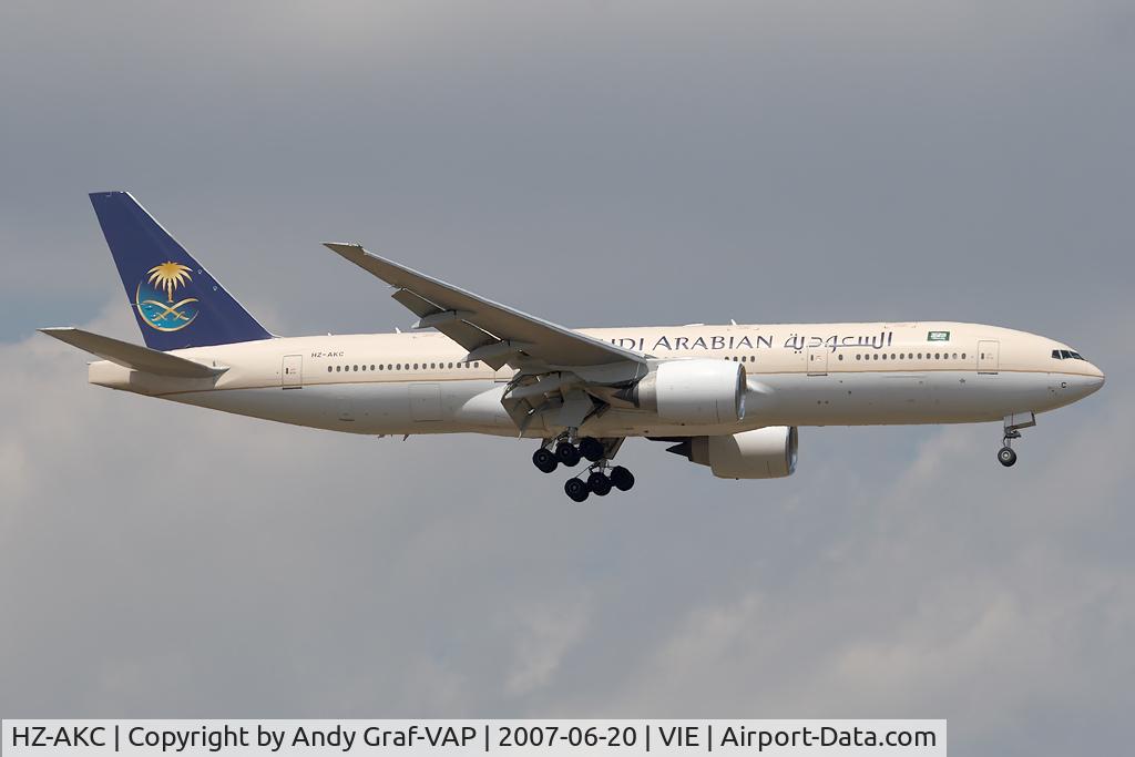 HZ-AKC, 1997 Boeing 777-268/ER C/N 28346, Saudi Arabian Airlines B777-200