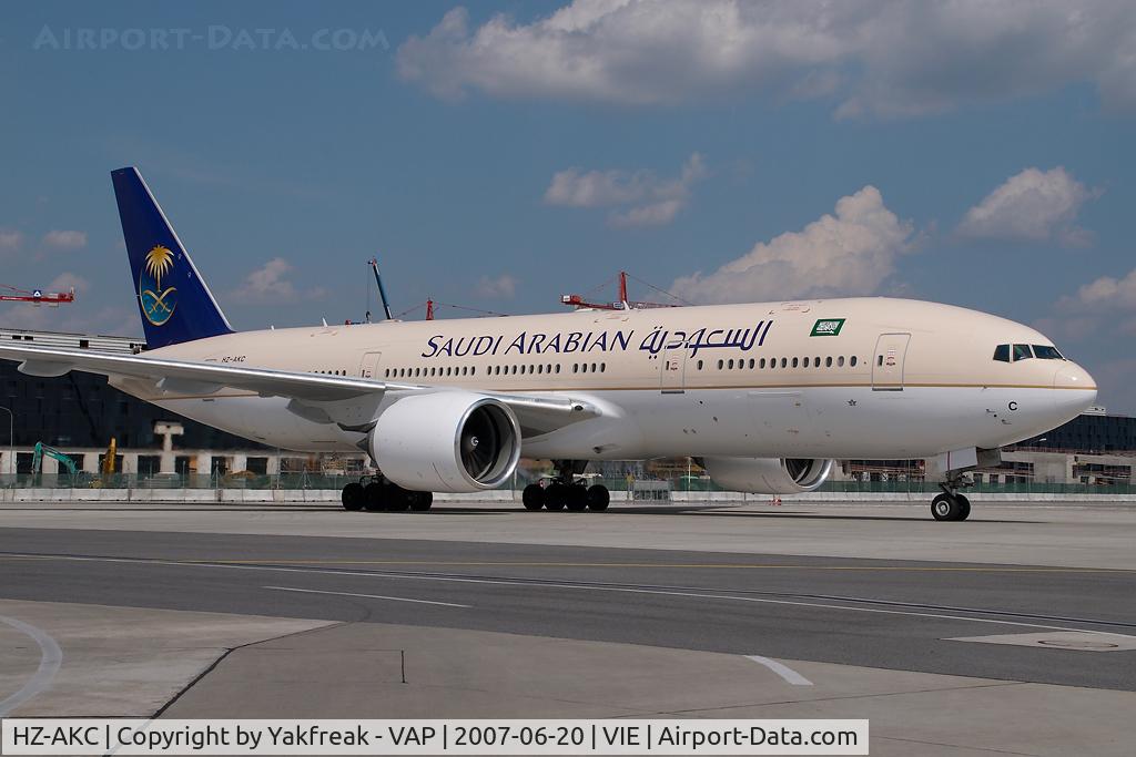 HZ-AKC, 1997 Boeing 777-268/ER C/N 28346, Saudia Boeing 777-200