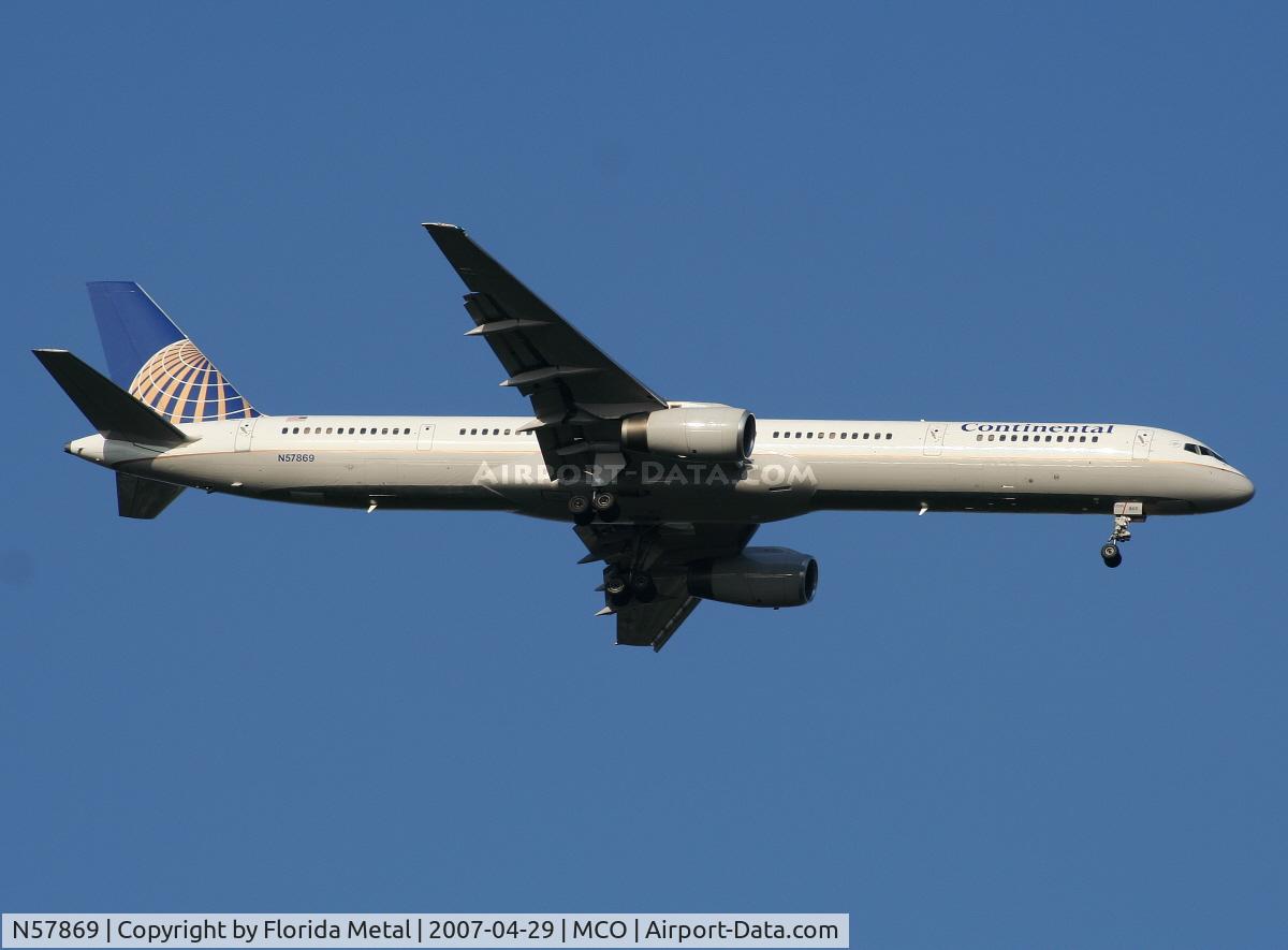 N57869, 2002 Boeing 757-33N C/N 32593, Continental