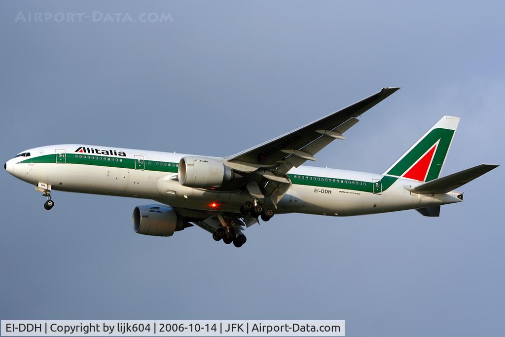 EI-DDH, 2004 Boeing 777-243/ER C/N 32784, Arriving JFK 31R
