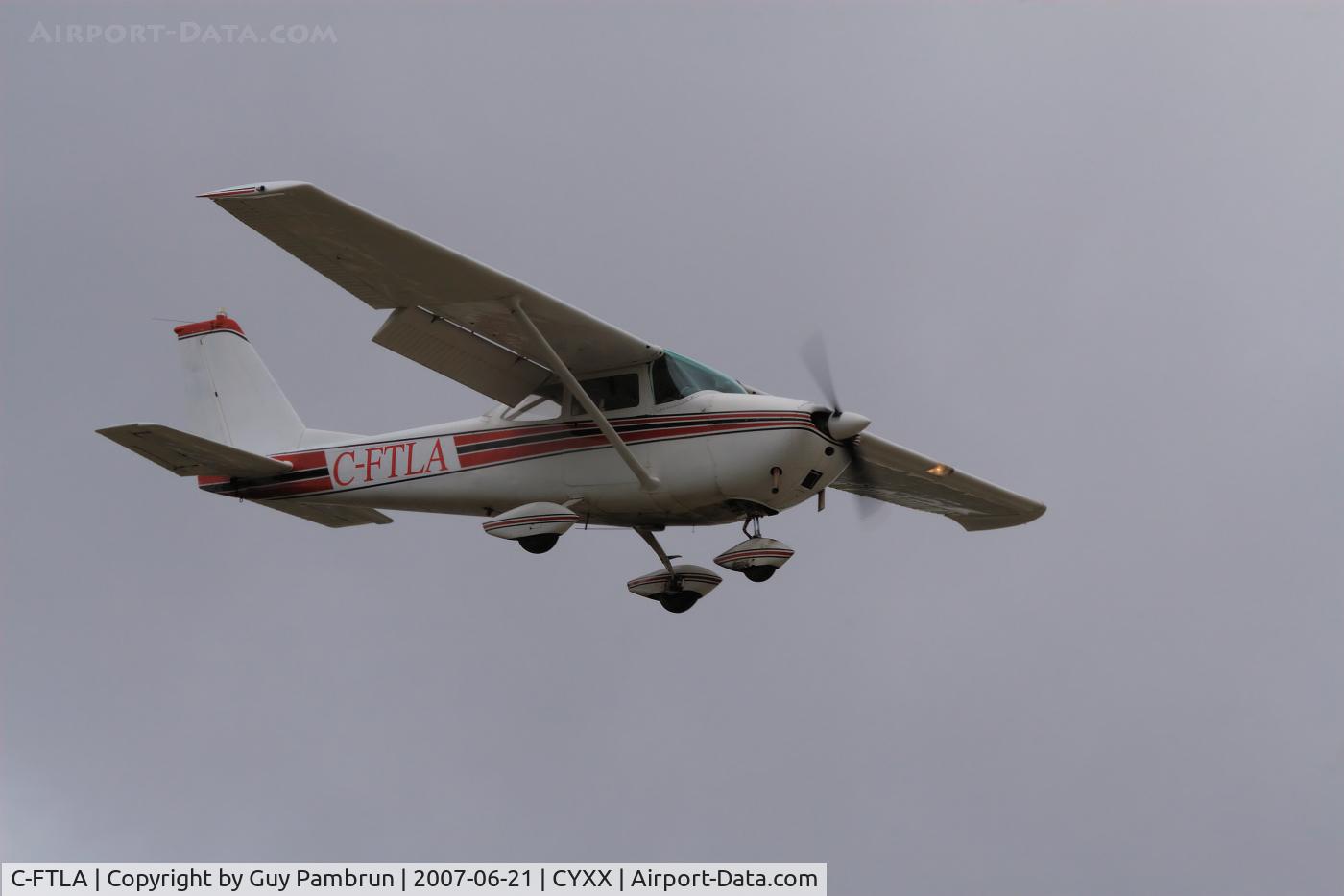 C-FTLA, 1965 Cessna 172F C/N 17253103, On short final