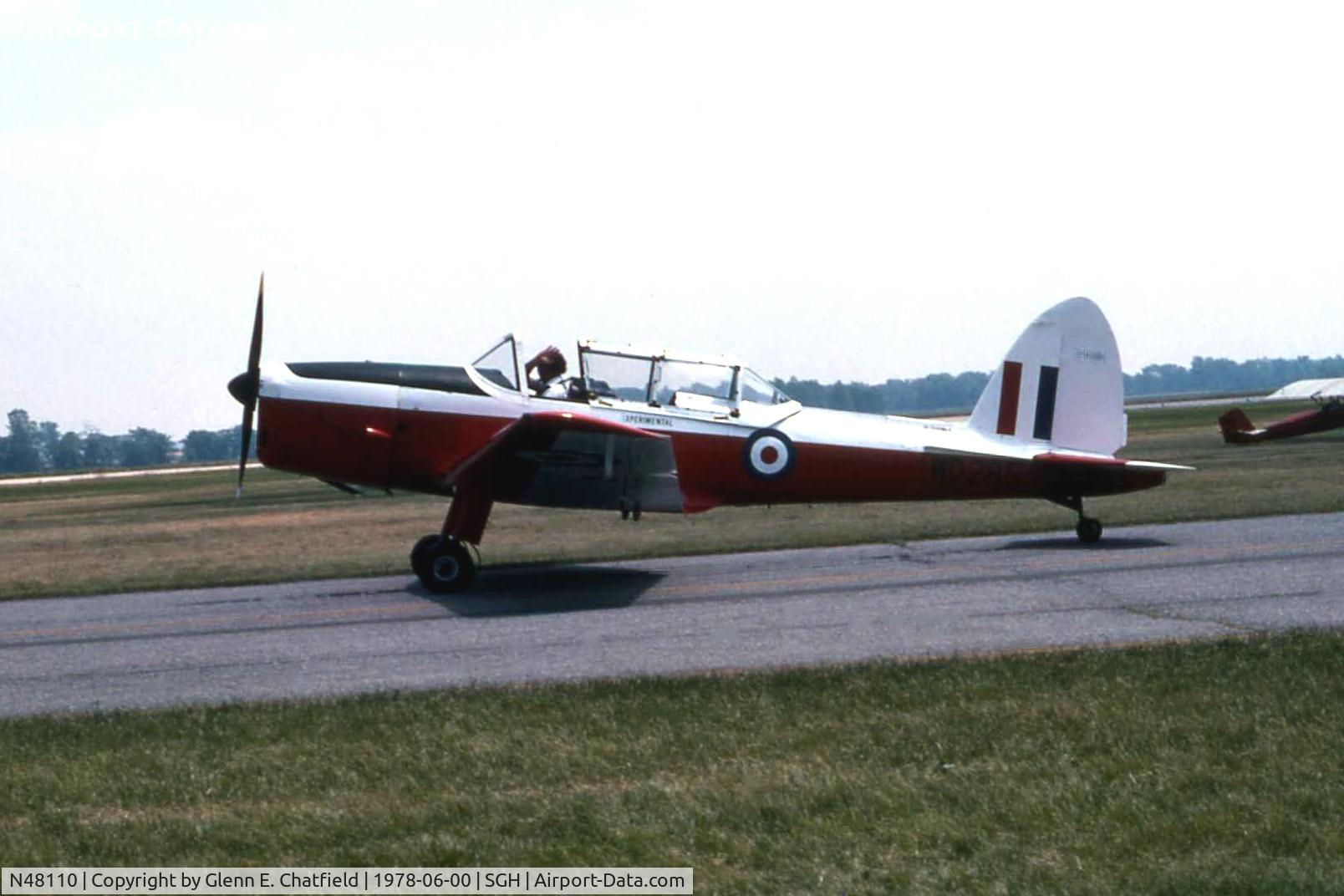 N48110, 1952 De Havilland DHC-1 Chipmunk T.10 C/N C1/0224, Taxiing out for the airshow