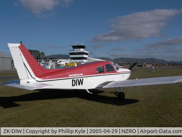 ZK-DIW, 1973 Piper PA-28-140 Cherokee Cruiser C/N 28-7425008, ZK-DIW @ NZRO