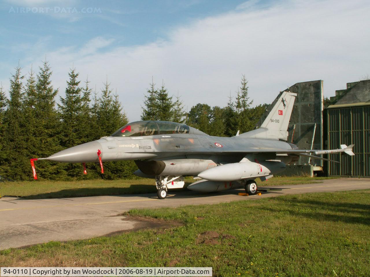 94-0110, TAI (Turkish Aerospace Industries) F-16D Fighting Falcon C/N HD-12, General Dynamics F-16D/Turkish AF/Laage Show