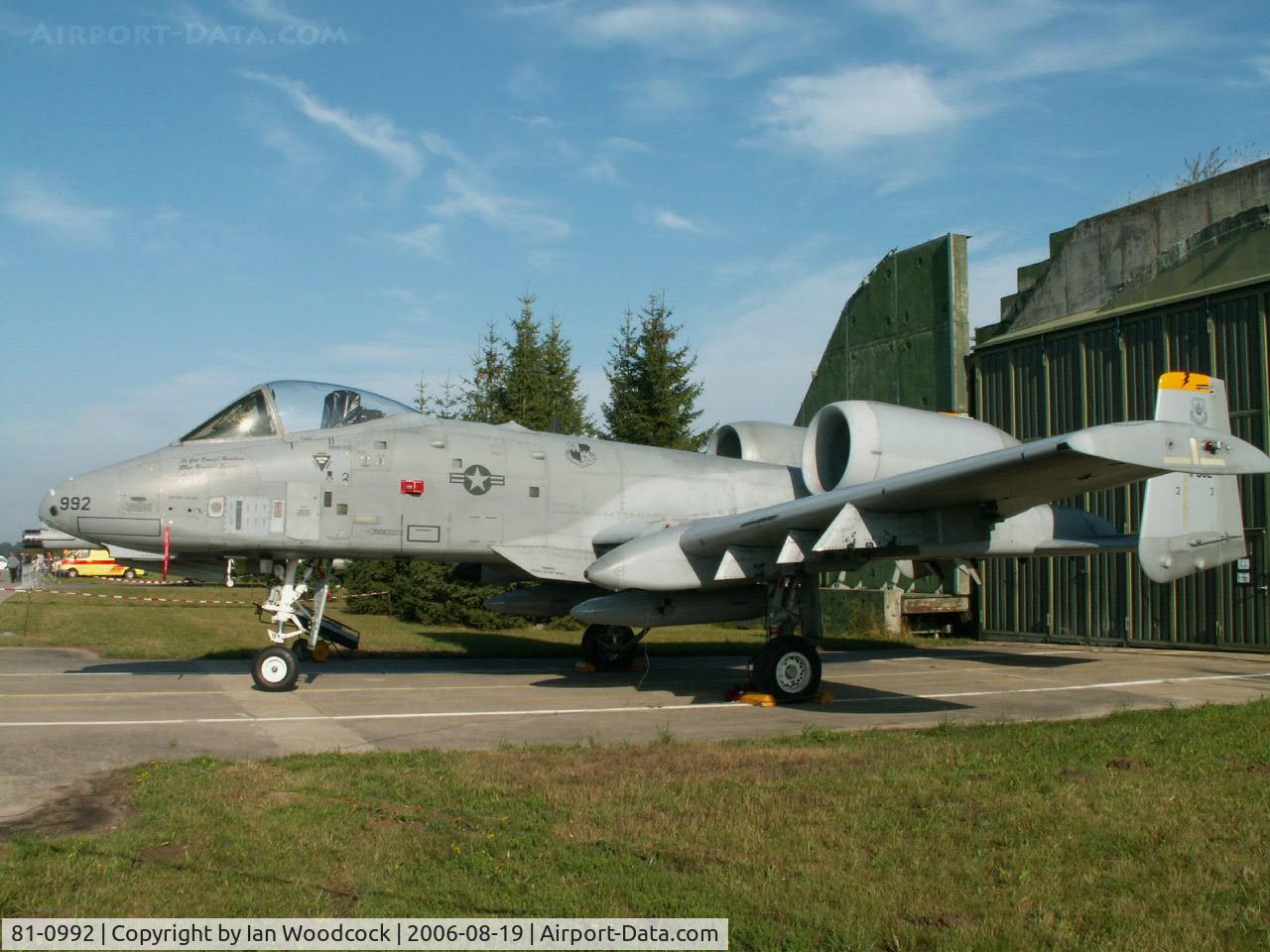 81-0992, 1981 Fairchild Republic A-10A Thunderbolt II C/N A10-0687, Fairchild A-10A/52 FW/Laage Show