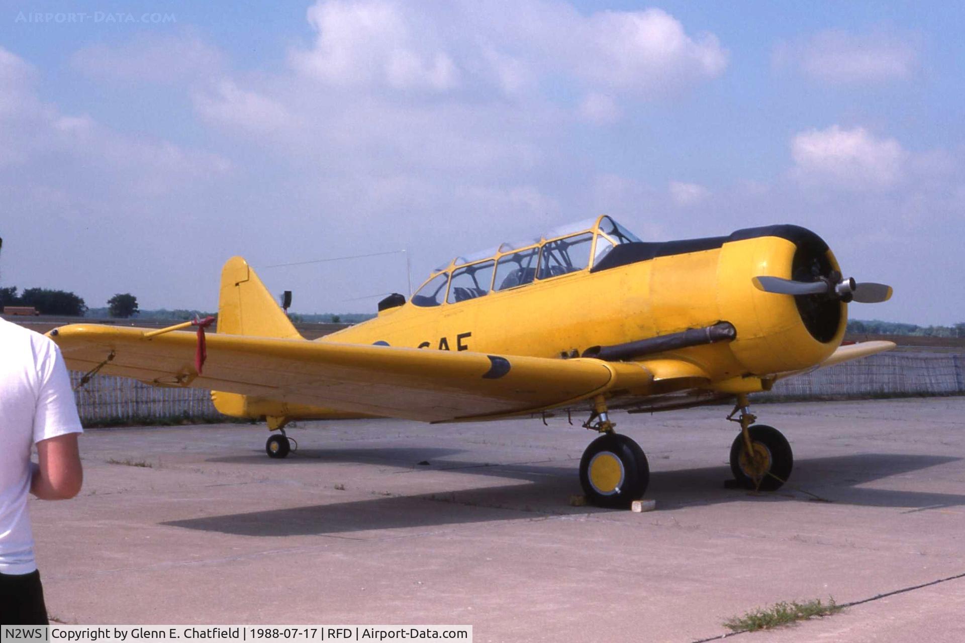 N2WS, 1952 Canadian Car & Foundry Harvard Mk.4 C/N CCF4-179, A Yellow Bird