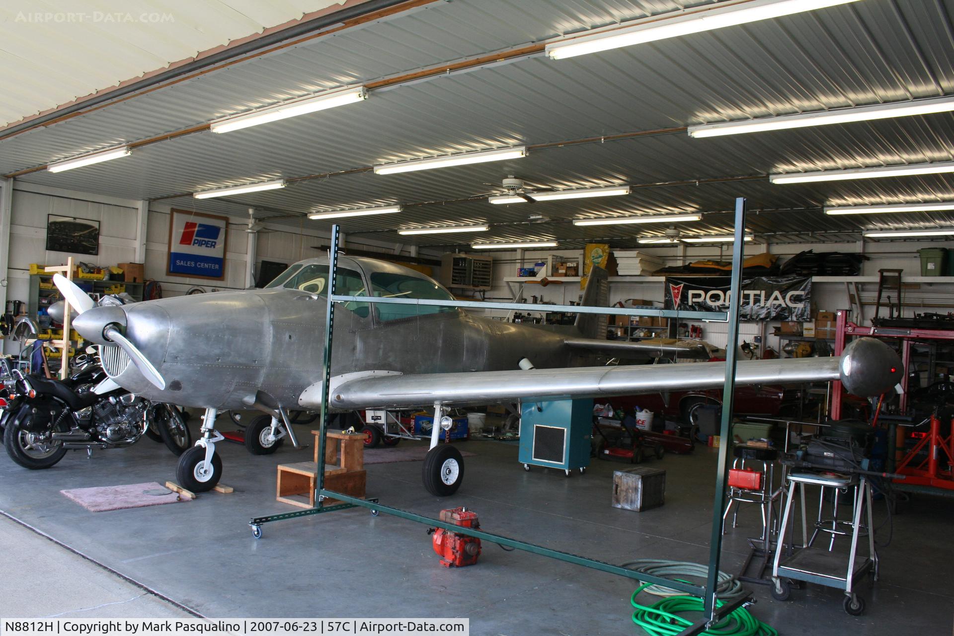 N8812H, 1947 North American Navion (NA-145) C/N NAV-4-812, Navion A