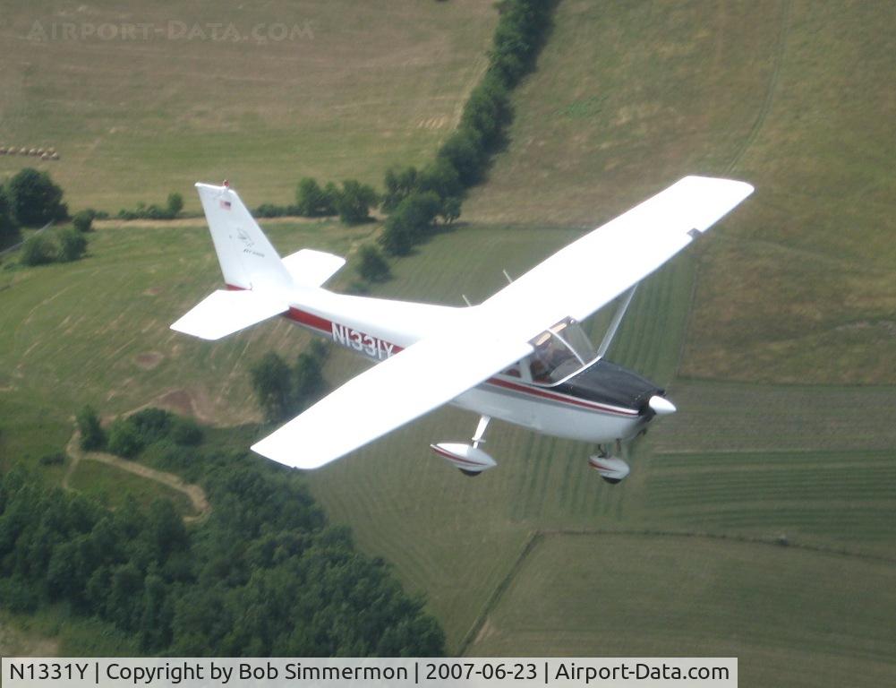 N1331Y, 1961 Cessna 172C C/N 17249031, 3000' near Newark, OH