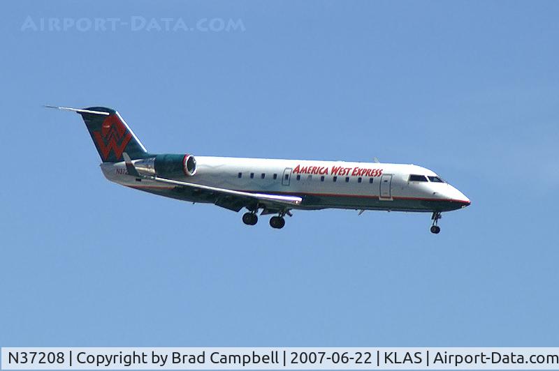 N37208, 1997 Canadair CRJ-200LR (CL-600-2B19) C/N 7208, America West Express / 1997 Canadair CL-600-2B19